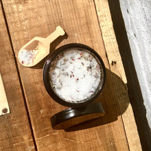 Load image into Gallery viewer, Soothe + Relax Bath Soak